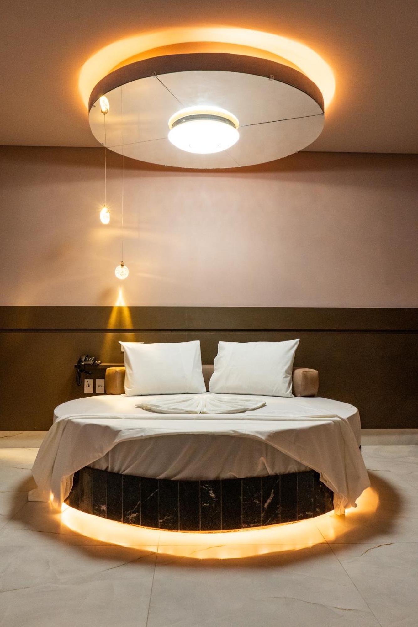 Sensacoes - Adults Only Hotel do amor *